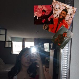 Meet your Posher, Monique